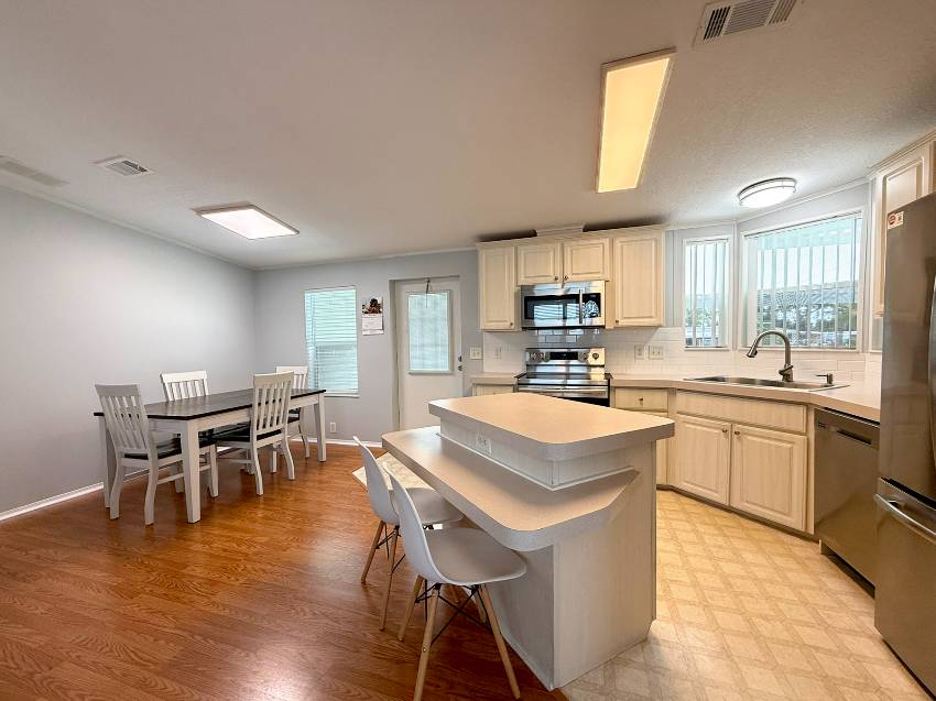 30 Imperial Ave a Ellenton, FL Mobile or Manufactured Home for Sale